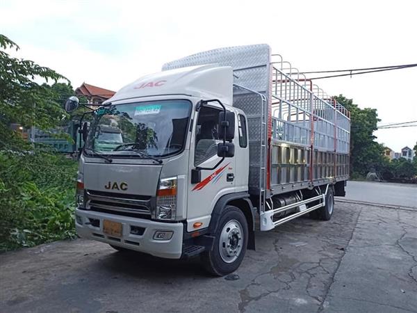 JAC N800, Tải 8 Tấn, Thùng Mui Bạt hoặc Kín, Chassis